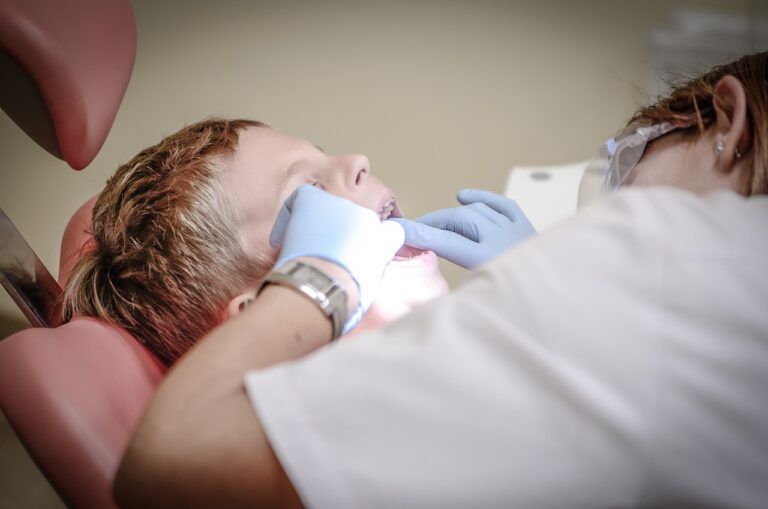 wizyta dziecka u dentysty